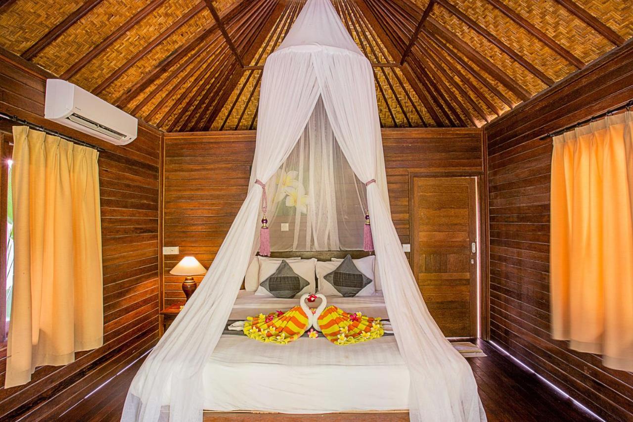 The Well House Hotell Lembongan Exteriör bild